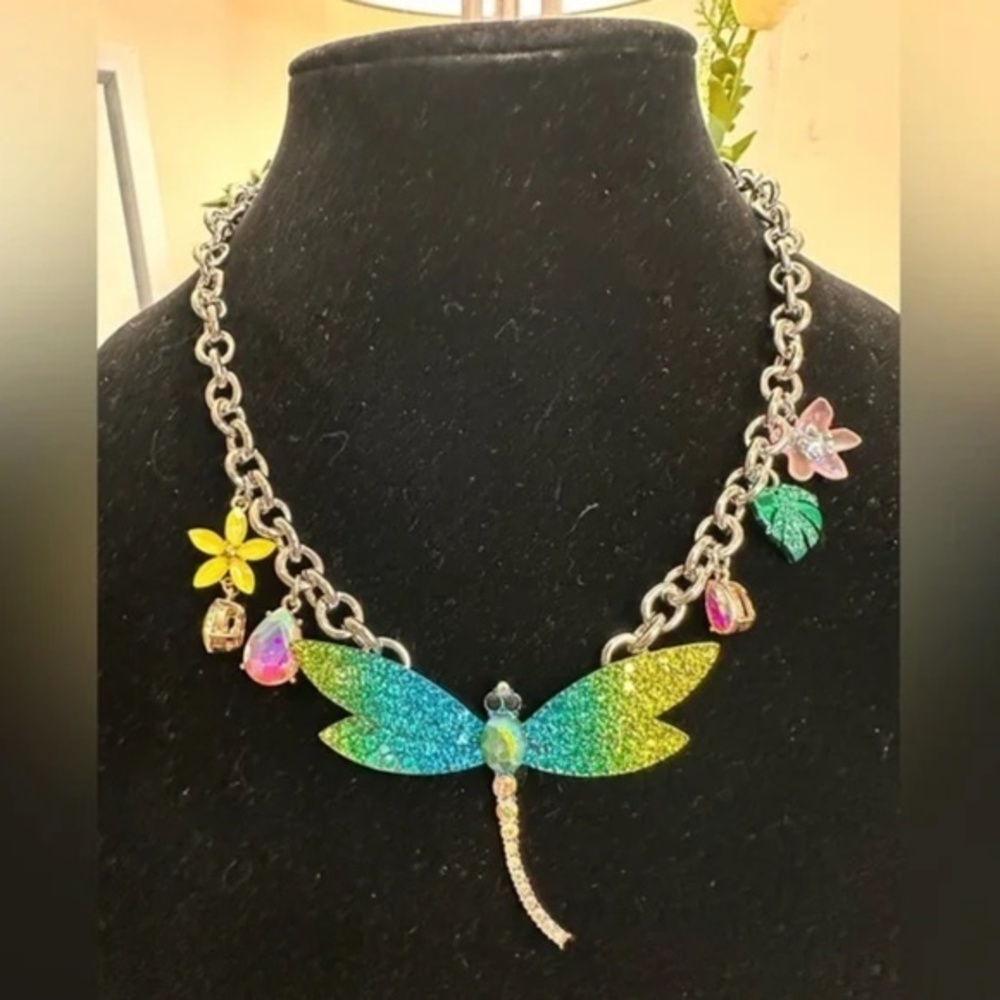 Betsey Johnson Colorful Dragonfly Charm Necklace Garden Glam 2025